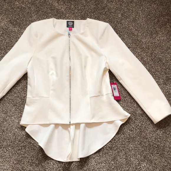 Vince Camuto Jackets & Blazers - Vince Camuto NWT size 8 ivory peplum jacket